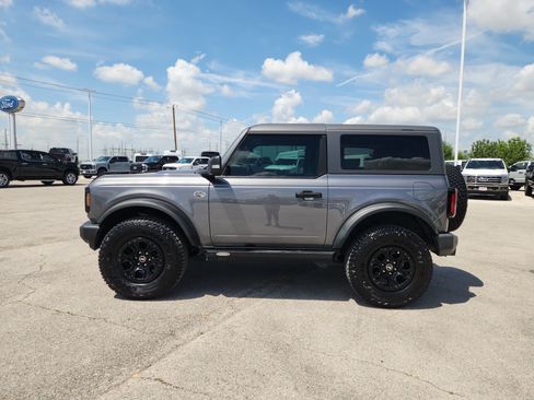 Certified 2022 Ford Bronco Wildtrak AWD/4WD image 4