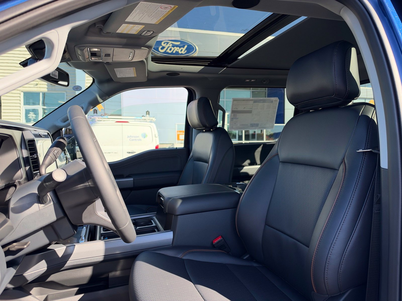 New 2027 Ford F350 Lariat w/ Black Appearance Package AWD/4WD image 8