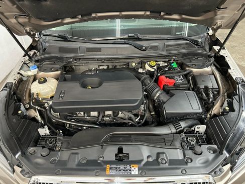 Used 2020 Lincoln Corsair FWD w/ Premium Package image 9