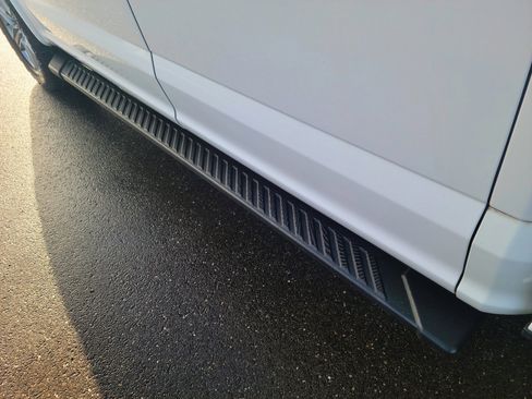 Used 2019 Ford F150 XLT w/ Equipment Group 302A Luxury image 19