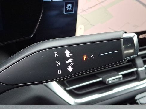 New 2026 Chevrolet Equinox EV LT image 10