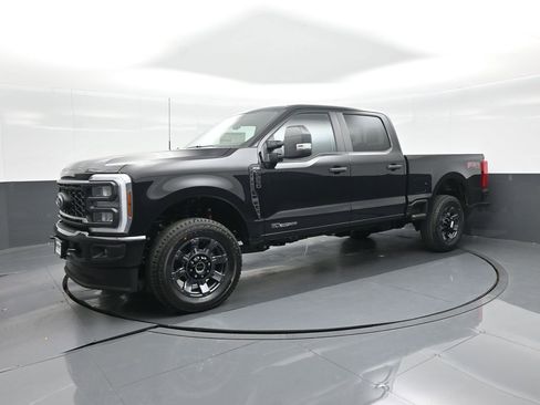 New 2026 Ford F250 XL w/ STX Appearance Package AWD/4WD image 23