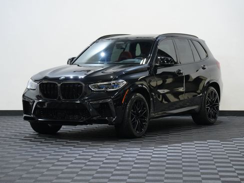 Used 2020 BMW X5 M Competition w/ Executive Package AWD/4WD image 3