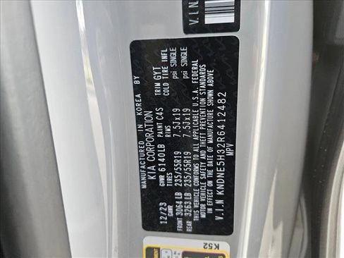 Used 2024 Kia Carnival SX image 26