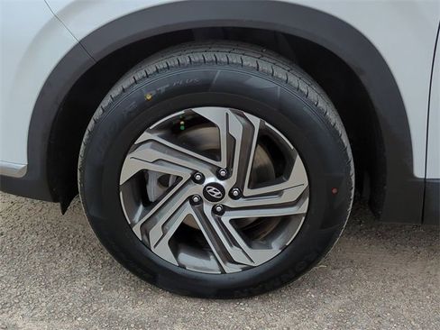 Certified 2022 Hyundai Santa Fe SEL image 11