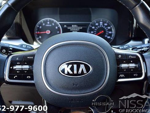 Used 2021 Kia Sorento S w/ Panoramic Sunroof Package AWD/4WD image 18