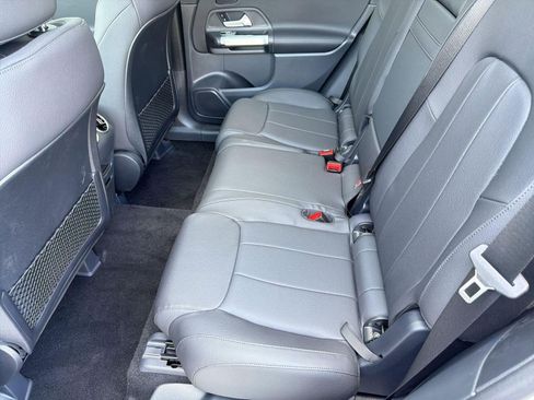 Used 2026 Mercedes-Benz GLB 250 image 25