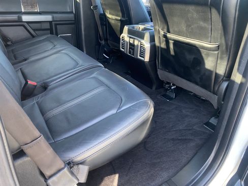 Used 2015 Ford F150 Platinum w/ Equipment Group 701A Luxury image 11