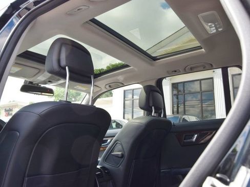 Used 2013 Mercedes-Benz GLK 350 4MATIC image 34