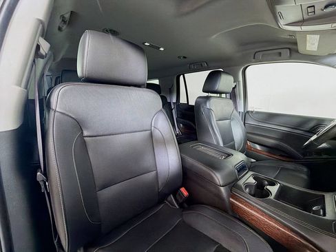 Used 2017 GMC Yukon SLT AWD/4WD image 26