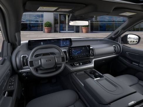 New 2026 Ford Expedition Platinum w/ Stealth Appearance Package AWD/4WD image 9
