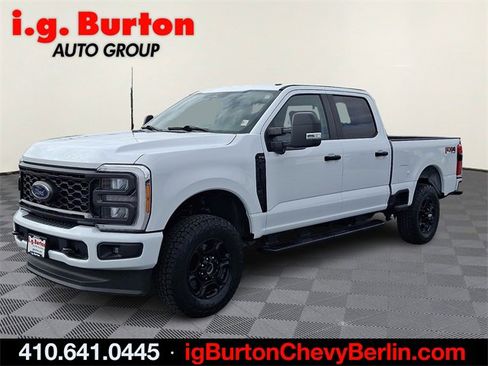 Used 2023 Ford F250 XL w/ STX Appearance Package image 3