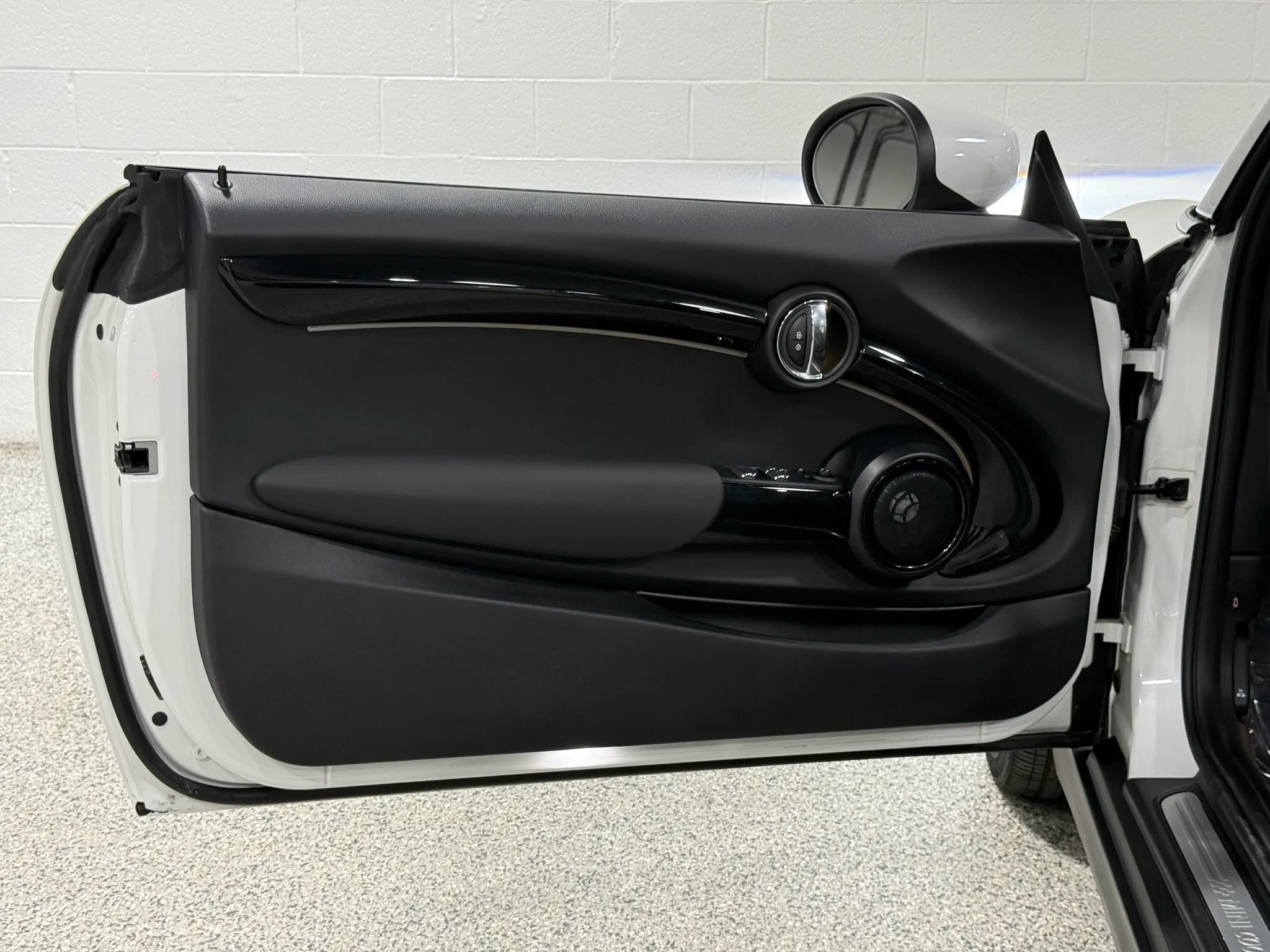 Used 2023 MINI Cooper S FWD image 13