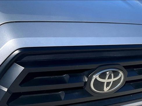 Used 2021 Toyota Tacoma SR w/ SR Convenience Package RWD image 29