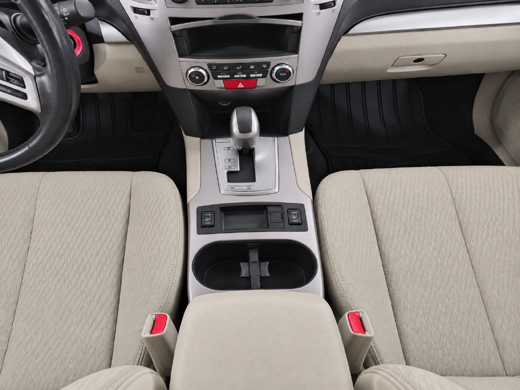 Used 2012 Subaru Outback 2.5i Premium AWD/4WD image 14