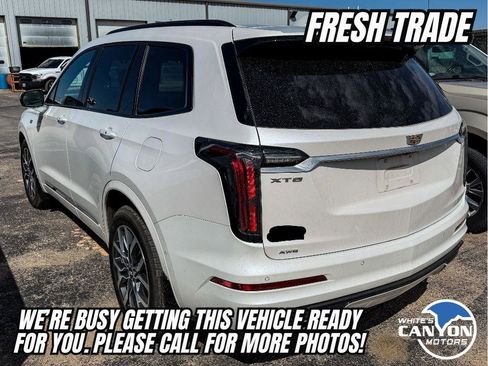 Used 2025 Cadillac XT6 Sport w/ Platinum Package image 3