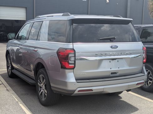 Used 2024 Ford Expedition Limited AWD/4WD image 4