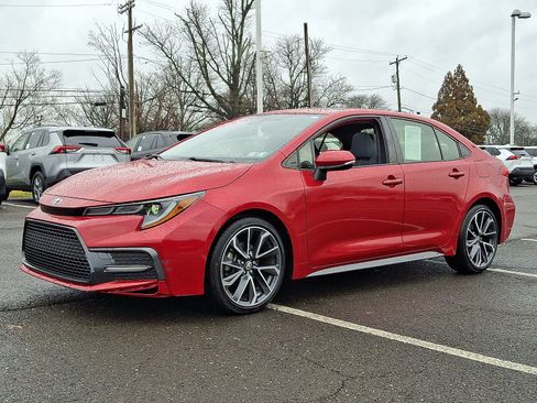 Certified 2020 Toyota Corolla SE image 1