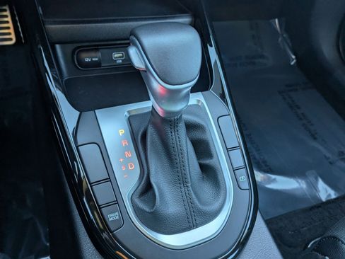 Used 2024 Kia Forte GT-Line image 16