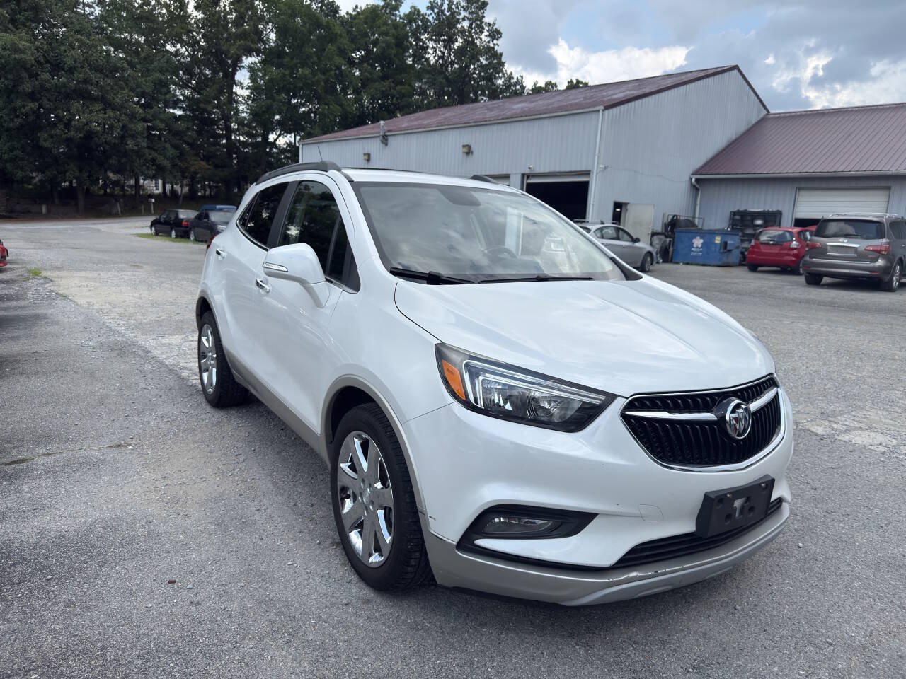 Used 2017 Buick Encore Preferred w/ Experience Buick Package FWD image 5