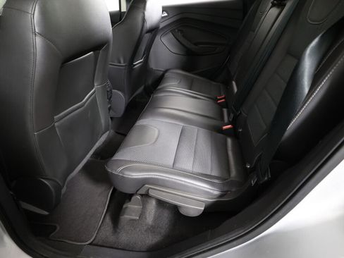 Used 2016 Ford Escape SE w/ SE Chrome Package image 17