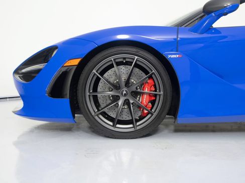 Used 2020 McLaren 720S Performance RWD image 8