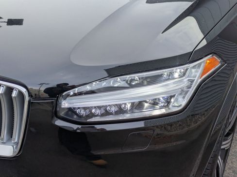 Certified 2024 Volvo XC90 T8 Ultimate w/ Protection Package Premier image 10