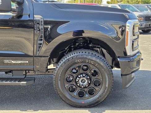 New 2026 Ford F250 Lariat w/ Black Appearance Package image 12