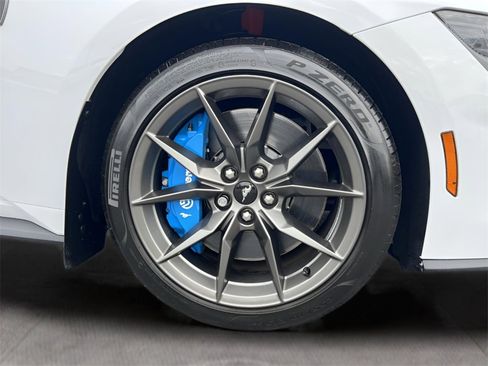 Used 2024 Ford Mustang Dark Horse image 9