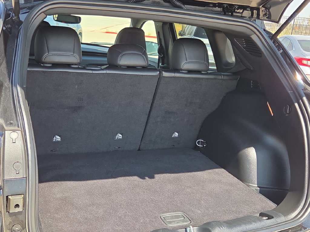 Used 2025 Jeep Compass Trailhawk AWD/4WD image 12