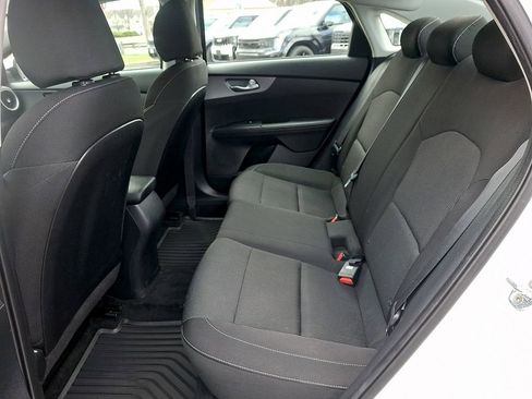 Used 2021 Kia Forte LXS image 11
