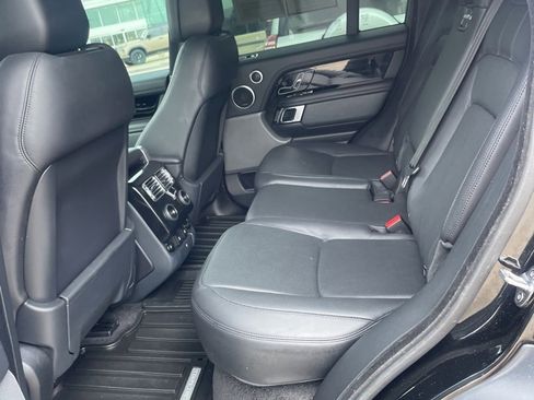 Used 2020 Land Rover Range Rover HSE image 16