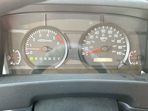 New 2024 Chevrolet Low Cab Forward image 18