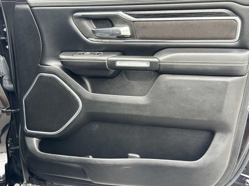 Used 2023 RAM 1500 Laramie AWD/4WD image 19