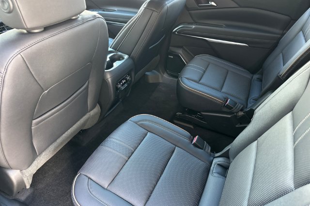 New 2026 Chevrolet Traverse High Country FWD image 19