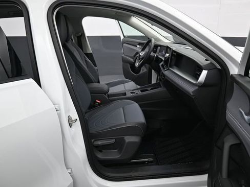 New 2026 Volkswagen Tiguan SE AWD/4WD image 14