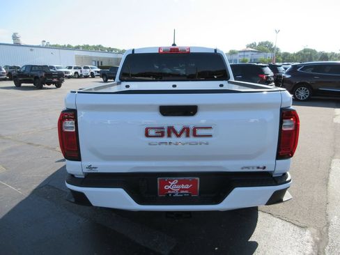 Certified 2024 GMC Canyon AT4 AWD/4WD image 7