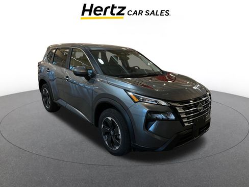 Used 2025 Nissan Rogue SV image 1