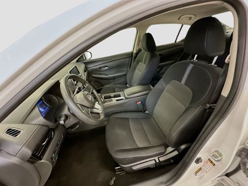 Used 2024 Nissan Sentra SV image 13