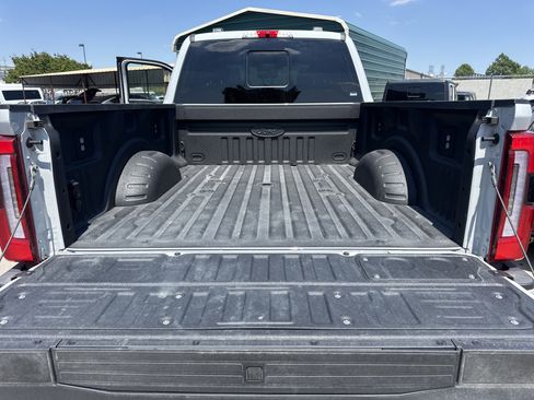 Used 2026 Ford F350 Platinum w/ Tremor Off-Road Package AWD/4WD image 10