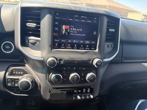 Used 2020 RAM 1500 Big Horn AWD/4WD image 18