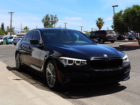 Used 2020 BMW 530i w/ Convenience Package RWD image 15