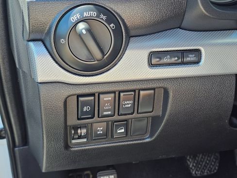 Used 2019 Nissan Titan PRO-4X w/ Pro-4x Utility Package AWD/4WD image 26