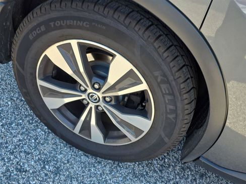 Used 2019 Nissan Murano SV AWD/4WD image 10