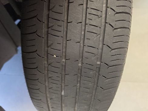 Used 2018 Jeep Renegade Altitude FWD image 35