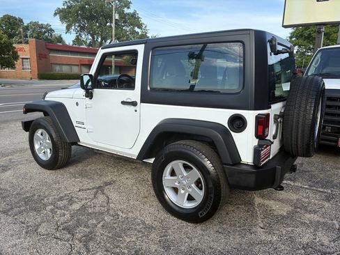 Used 2016 Jeep Wrangler Sport w/ Quick Order Package 24S AWD/4WD image 8