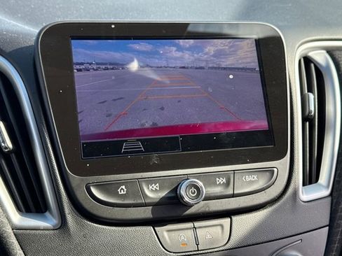Used 2024 Chevrolet Malibu LT image 27