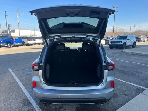 Used 2024 Ford Escape ST-Line w/ Tech Pack #1 image 5