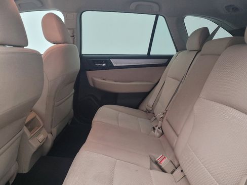 Used 2018 Subaru Outback 2.5i Premium image 18