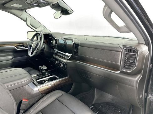 Used 2023 GMC Sierra 1500 Elevation w/ Elevation Premium Package image 31